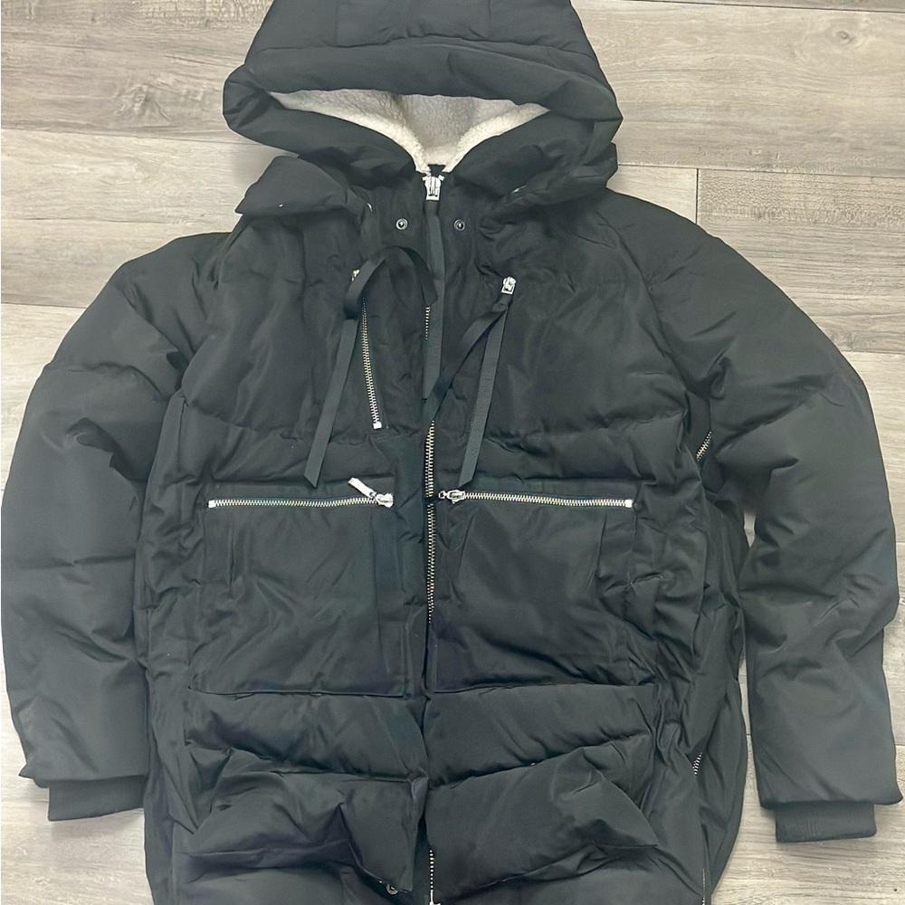Black Quilted Puffer Jacket with Hood